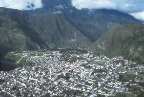 The view of Baños from one of the many trails